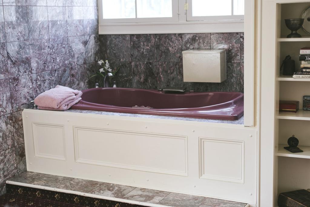Bykenhulle House Bed And Breakfast ホープウェル・ジャンクション エクステリア 写真