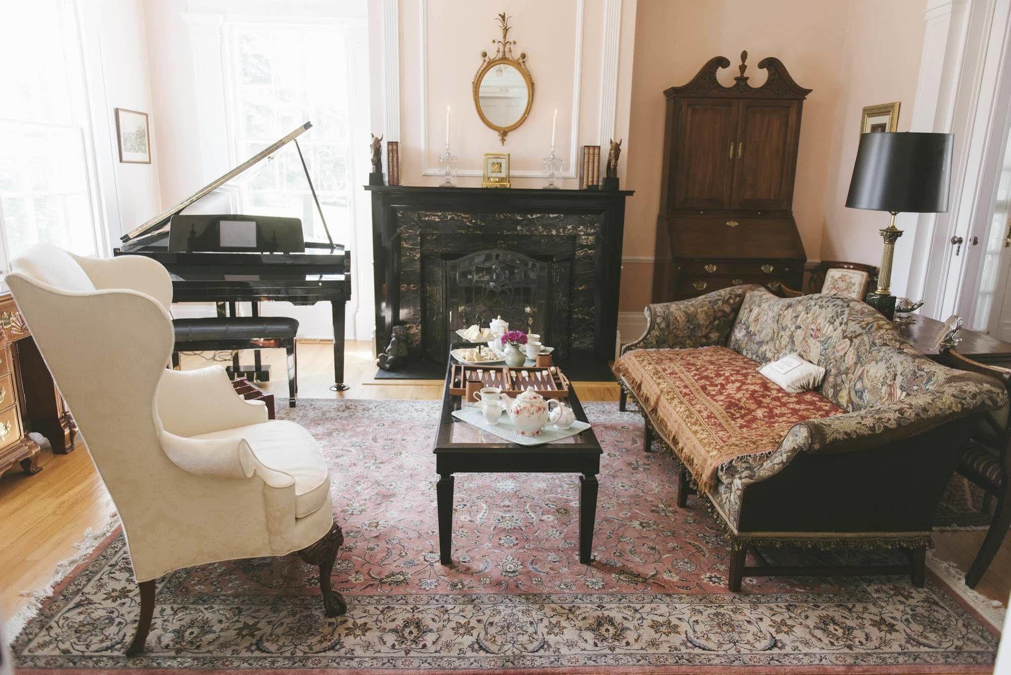 Bykenhulle House Bed And Breakfast ホープウェル・ジャンクション エクステリア 写真
